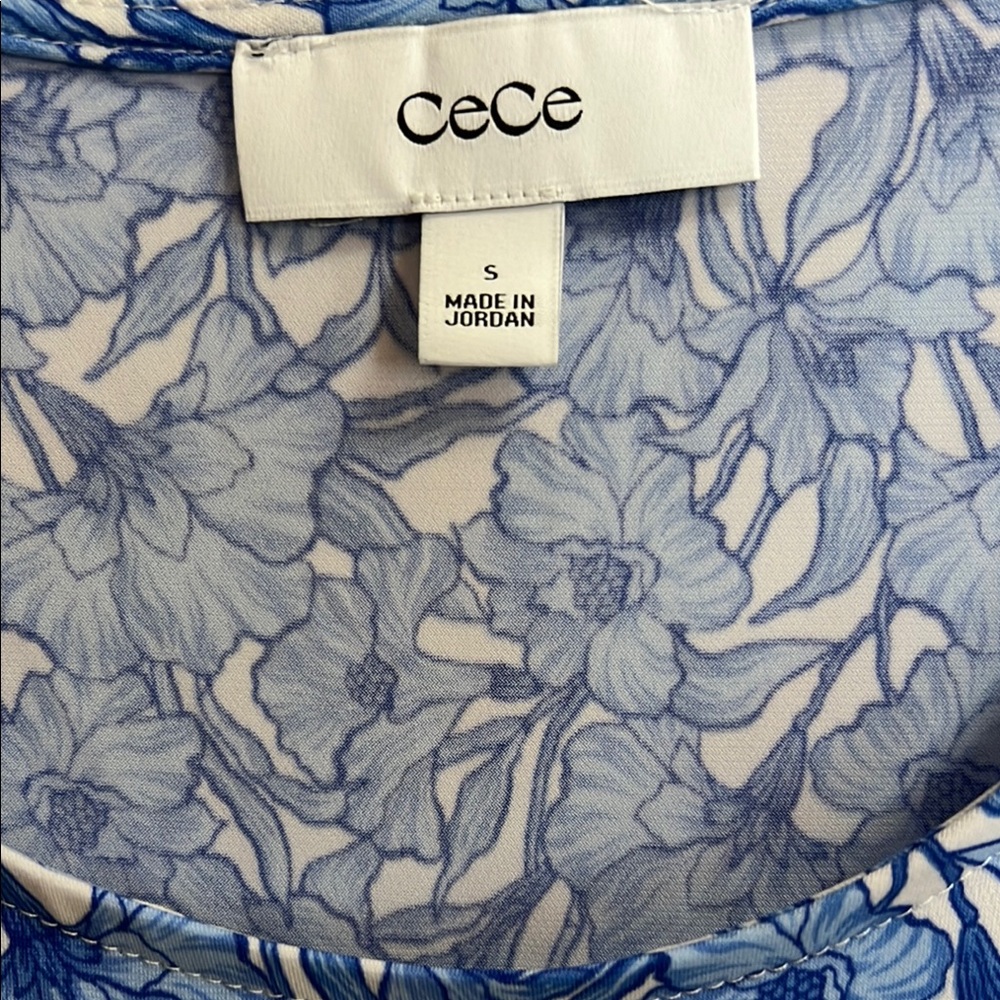 CeCe Blue and White Puff Sleeve Fitted Blouse - Picture 2 of 7